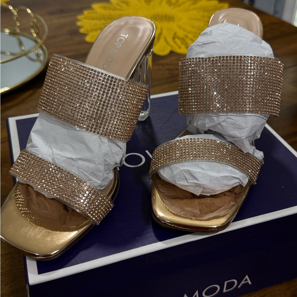 TOP Moda Shimmering Gold Heels